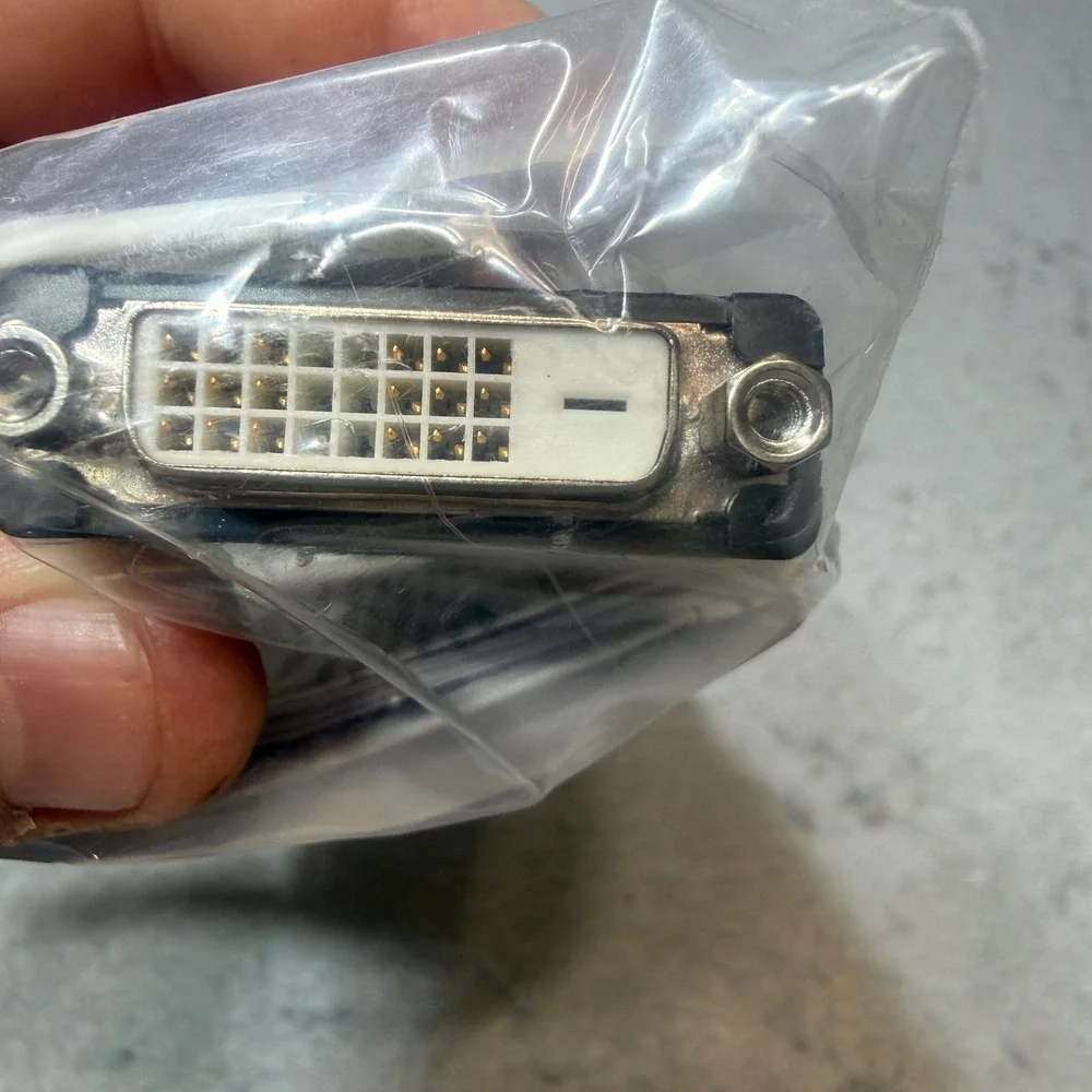 Lenovo DisplayPort to DVI-D Monitor Cable Unisex OS Black 45J7915 Sealed Adapter